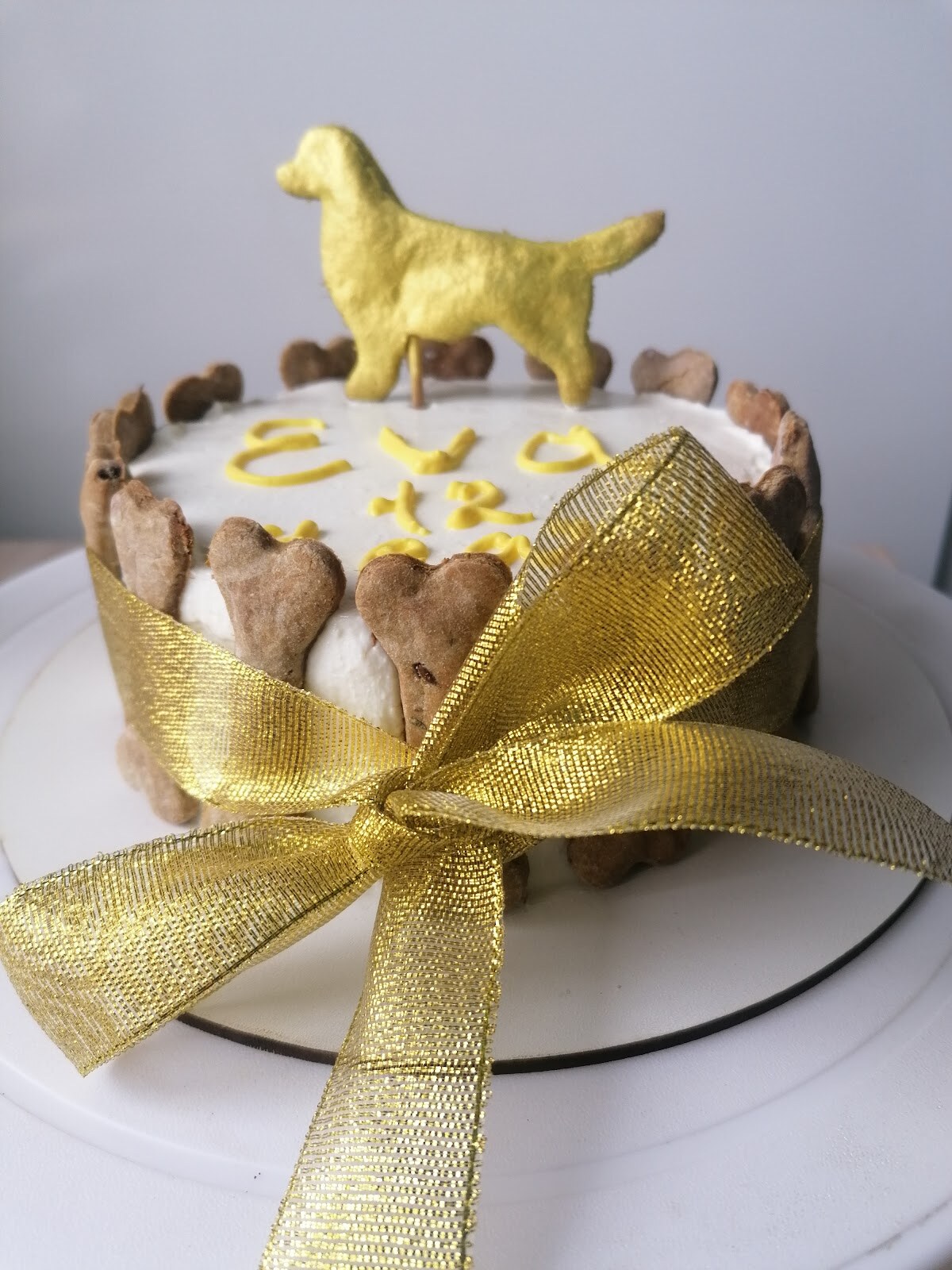 Dolya's Treats: тортики для собак та корисні ласощі